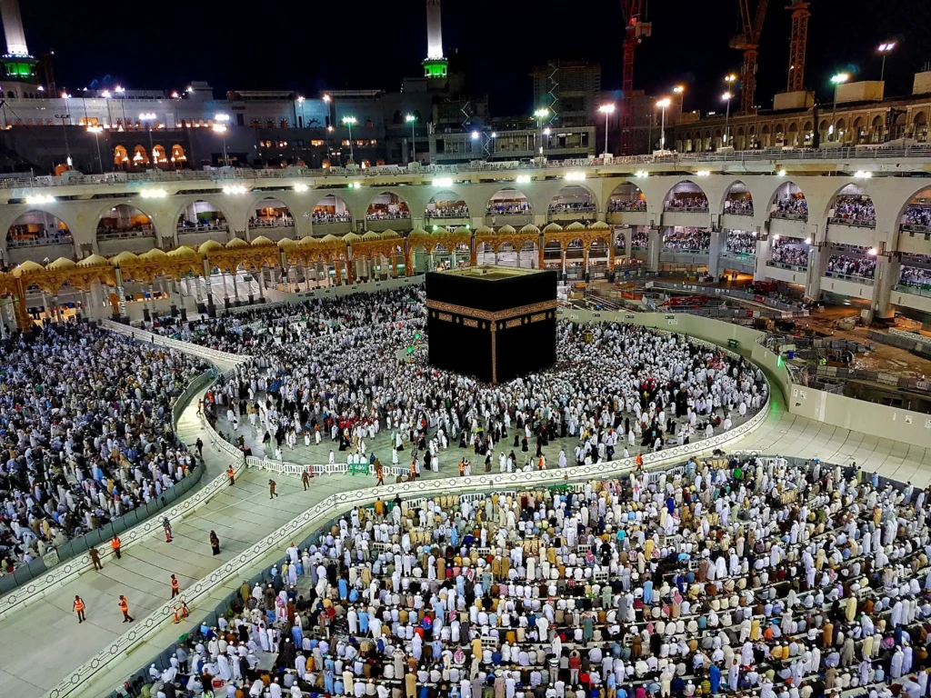 7 Nights 4 Star Holidays December Umrah Package