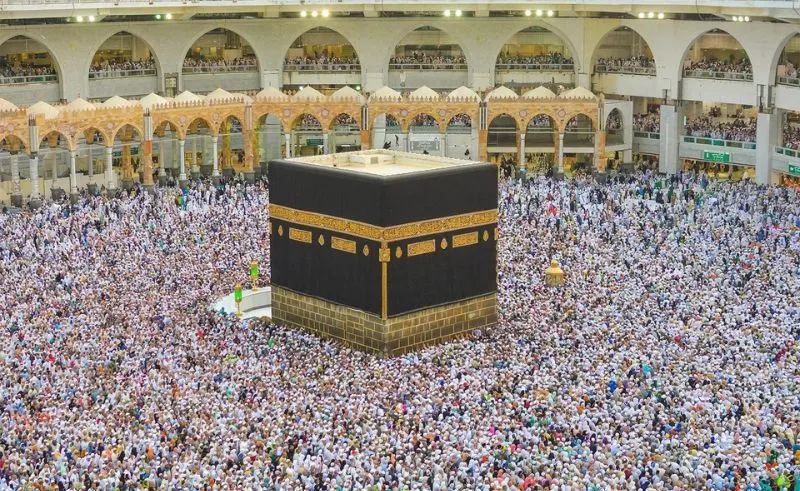7 Nights 4 Star Leicester Umrah Package