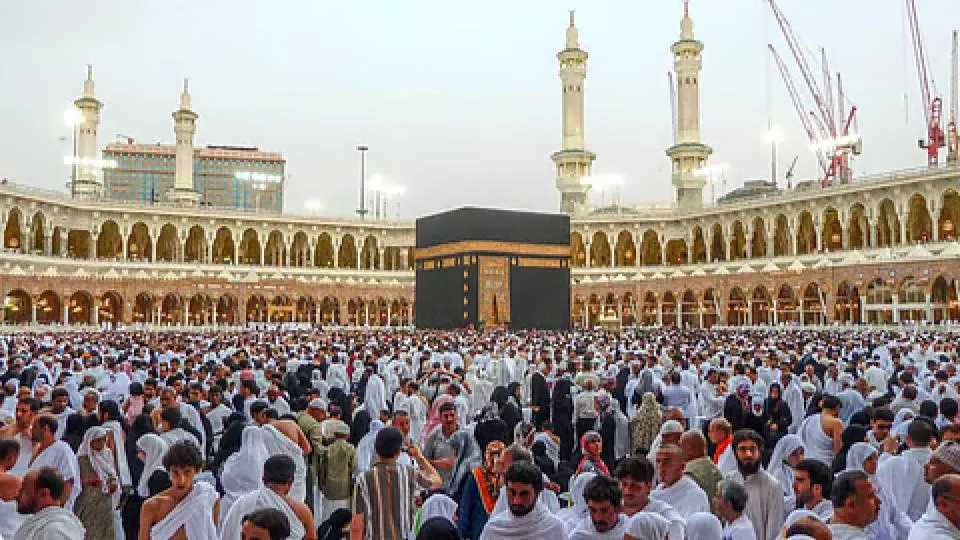 7 Nights 5 Star Leicester Umrah Package